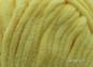 Preview: Himalaya Dolphin Baby 80302 Hellgelb – Detail der Chenille-Struktur