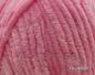 Preview: Himalaya Dolphin Baby 80309 Flamingo-Rosa – Detail der Chenille-Struktur